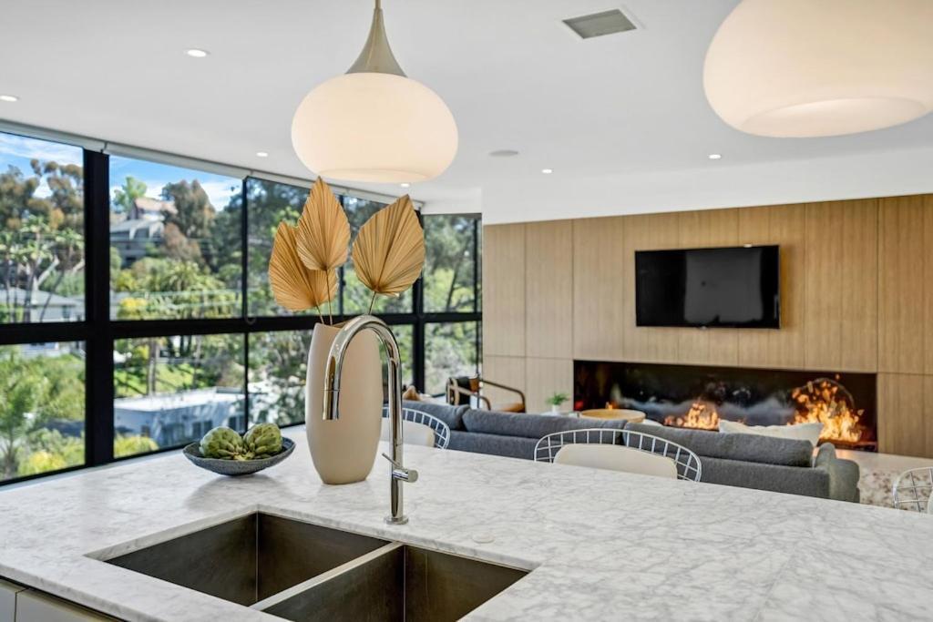 Experience Eco-Luxury At Its Finest - Centrally Located Clea House In San Diego! Екстер'єр фото